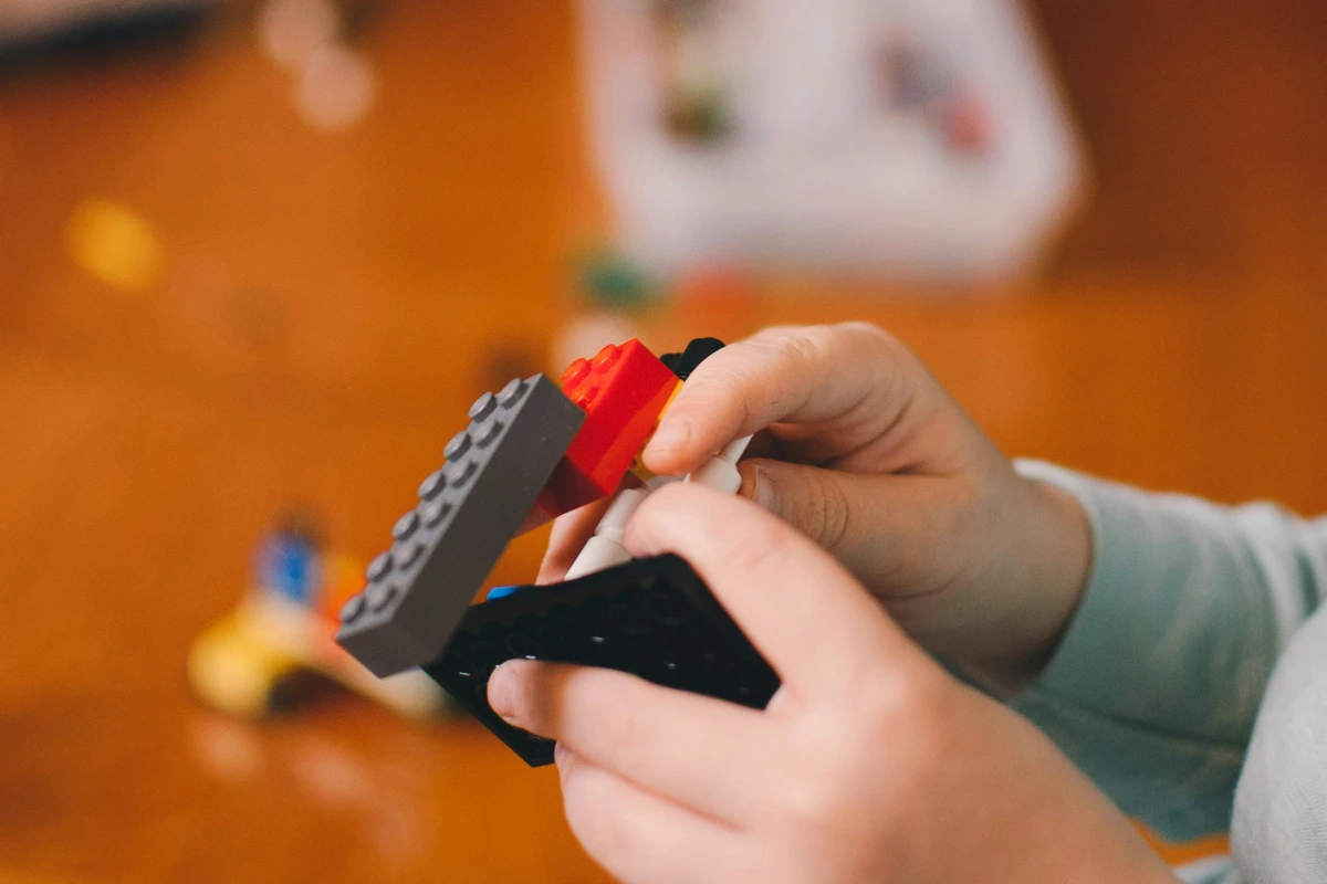 لگو؛ جادوی قطعات کوچک برای کشف جهانی بزرگتر نقش لگو در بهبود یکپارچگی حسی